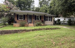 104 Locust Avenue, South Pittsburg, TN 37380