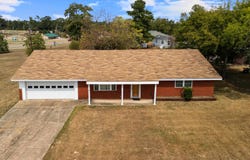 905 Hillcrest St, Linden, TX 75563