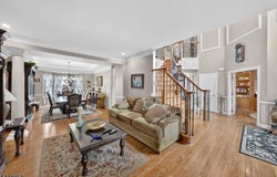 50 Albert Dr, Union Twp., NJ 08809-1279