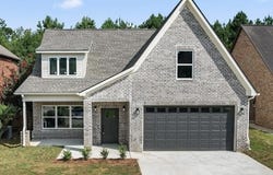 387 GLEN CROSS WAY, TRUSSVILLE, AL 35173