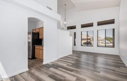 8037 W MOHAVE Street, Phoenix, AZ 85043