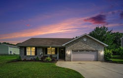 32076 Valewood Lane, Gobles, MI 49055