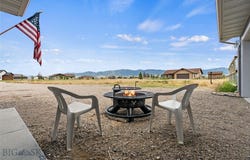 15 Sky View, Ennis, MT 59729