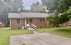414 SE North 24th St, Middlesboro, KY 40965