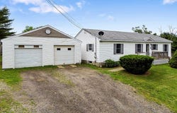 116 New County Road, Rockland, ME 04841