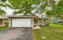 999 County Road D E, Vadnais Heights, MN 55109