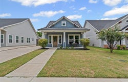 408 N Hawkins, Waxahachie, TX 75165