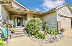 1702 Northview Lane, Aberdeen, SD 57401