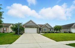 1810 Rosewood Drive, Wapakoneta, OH 45895