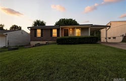 3939 Hawthorn Drive, Imperial, MO 63052