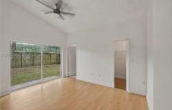 9992 Periwinkle St, Miramar, FL 33025