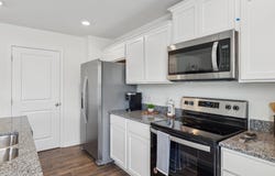 1042 Greenway Drive, Morristown, TN 37814