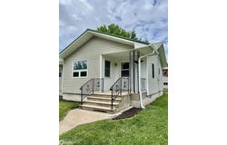 125 E Main Street, Agency, IA 52530