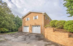 624 Metler Drive, Knoxville, TN 37912