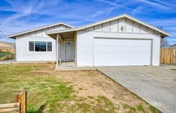 926 W Dolphin Ave, Ridgecrest, CA 93555