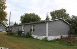 1044 Bush Avenue, Garner, IA 50438