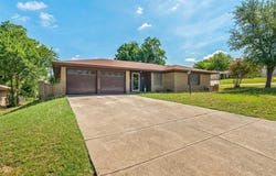 6500 Chapel Lane, Lake Worth, TX 76135