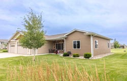 1716 Miller Lane, Aberdeen, SD 57401