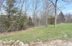 80 Adams Road, Eldon, MO 65026