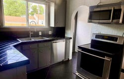 519 E Elizabeth St, McPherson, KS 67460