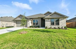 645 Mooney Drive, Saginaw, TX 76179