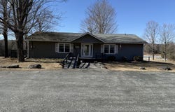 Skyview Lakes Oakwood Drive, Greentown, PA 18426