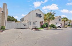 1004 Edge Dr., North Myrtle Beach, SC 29582