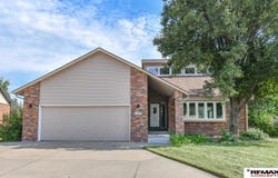 5206 Bison Drive, Lincoln, NE 68516