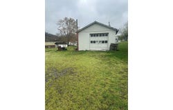 181 Davis Ln, Raven, VA 24639