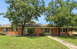 700 Park St Street, Gatesville, TX 76528