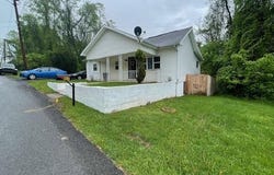 907 Ogden Avenue Extension, Fairmont, WV 26554