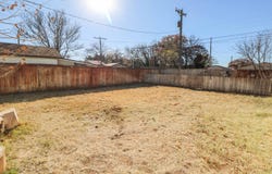 1007 Avenue, Abernathy, TX 79311