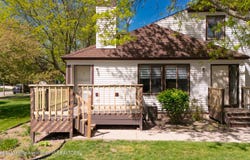 2925 Staten Avenue, Lansing, MI 48910