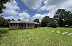 202 Katherine Drive, Albertville, AL 35951
