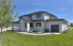 12365 Slayton Street, Papillion, NE 68046