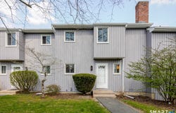 10 Monika Lane, Brookfield, CT 06804