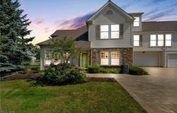 356 E Legend Court unit: 356-B, Highland Heights, OH 44143
