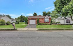 14 Weston Court, Marlboro, NJ 07746