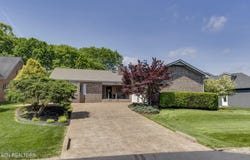 212 Tooweka Lane, Loudon, TN 37774