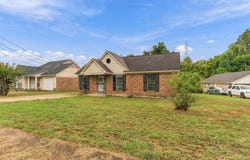177 W FAIRWAY Ave, Memphis, TN 38109