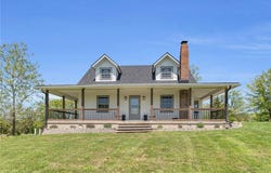 810 NW 600th Road, Centerview, MO 64019