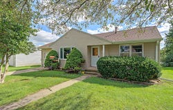 303 W Garfield Street, Zearing, IA 50278