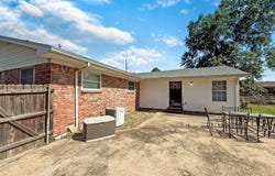 1521 S 9th St, McAlester, OK 74501