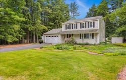133 Pinewood Drive, Hopkinton, NH 03229