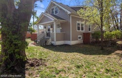 8 Hill Top Ct, Louisville, KY 40214