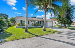 4920 NW 52nd St, Tamarac, FL 33319