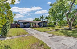 2115 N 45th Avenue, Hollywood, FL 33021