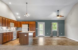 12815 Hurley Drive, Savannah, MO 64485
