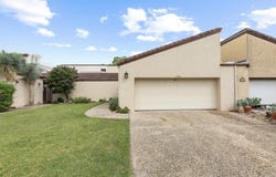 362 Englewood Drive, Kerrville, TX 78028