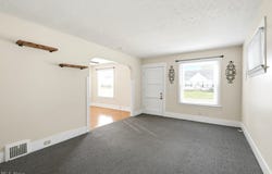 4214 Longwood Avenue, Parma, OH 44134